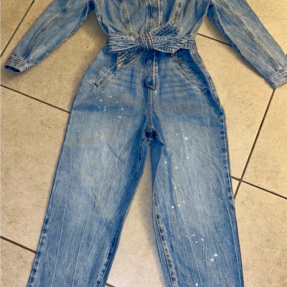 Express Puff Sleeve Denim Jumpsuit with Belted Waist - Picture 5 of 10